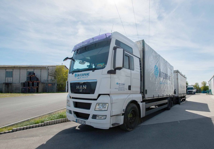 Das Unternehmen weitet u.a. den Sicherheitsglas-Zuschnitt und die Lager- und Transportkapazitäten aus. - AGC Interpane