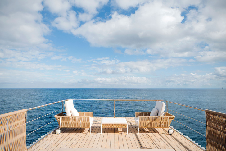 Von der Terrasse können die Gäste entspannt den Blick aufs Meer genießen. - Mano de Santo®
