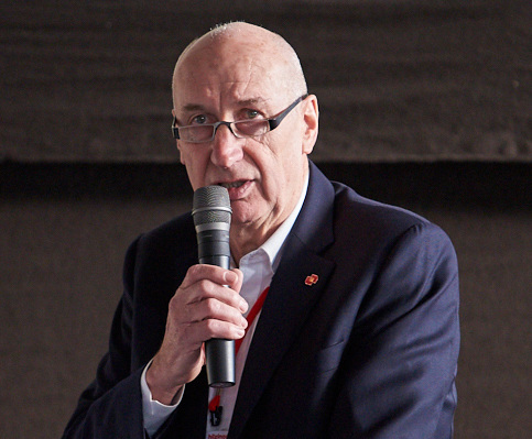 Helmut Hilzinger eröffnete den Partnertag - Hilzinger