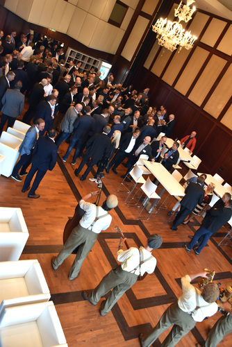 Eindrücke von dem Sektempfang im Foyer des Landgraf-Friedrich-Saals - Daniel Mund / GLASWELT