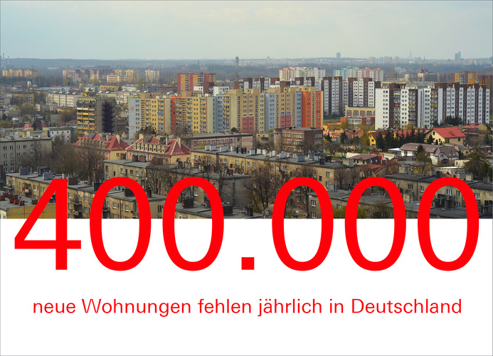 Für breite Käuferschichten können Fenster der Zukunft keine “elitären High End-Lösungen“ sein. Stattdessen geht es im Zeitalter akuter und sich weiter verschärfender Wohnungsnot speziell in Ballungsgebieten um bezahlbare Programme in langfristig guter technischer und optischer Qualität. Diese Auffassung vertritt Roto in einem aktuellen Diskussionsbeitrag. - Roto - © Roto
Für breite Käuferschichten können Fenster der Zukunft keine “elitären High End-Lösungen“ sein. Stattdessen geht es im Zeitalter akuter und sich weiter verschärfender Wohnungsnot speziell in Ballungsgebieten um bezahlbare Programme in langfristig guter technischer und optischer Qualität. Diese Auffassung vertritt Roto in einem aktuellen Diskussionsbeitrag. - Roto - © Roto