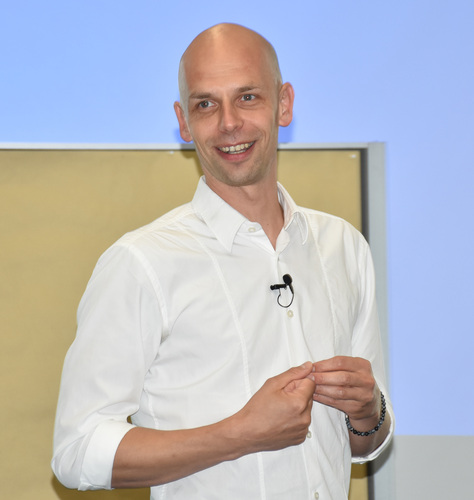 Verkaufen mit Herz und Begeisterung in der Fensterbranche — Beratung, Storytelling und das richtige Kommunikationsverständnis Friedrich Gülzow | ROMA KG - Daniel Mund / GLASWELT