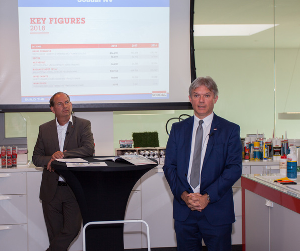 Harald Lüdtke (links) und Luc Thys berichten über das abgelaufene Geschäftsjahr. - Rainer Hardtke / GLASWELT