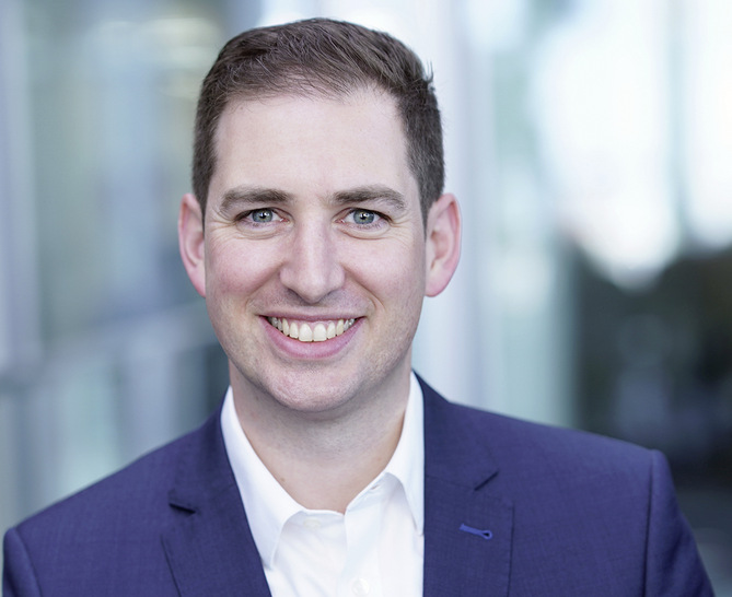 Christoph Blepp blickt zurück auf 12 Jahre professionelle Erfahrung im Projektmanagement sowie in der Strategie- und Transaktionsberatung bei Munich Strategy und PwC, mit Fokus auf die Bau- und Bauzulieferindustrie. - © Foto: S&B Strategy
