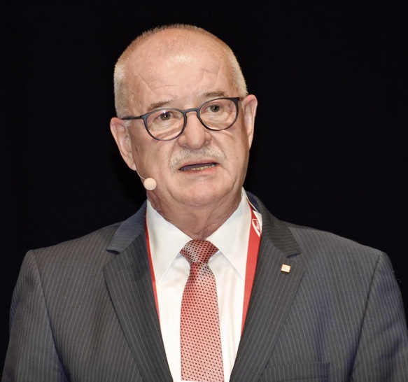 Sieht die Wirtschaft im „Würgegriff der Politik“: Dr. Eckhard Keill, Alleinvorstand der Roto Frank Holding.