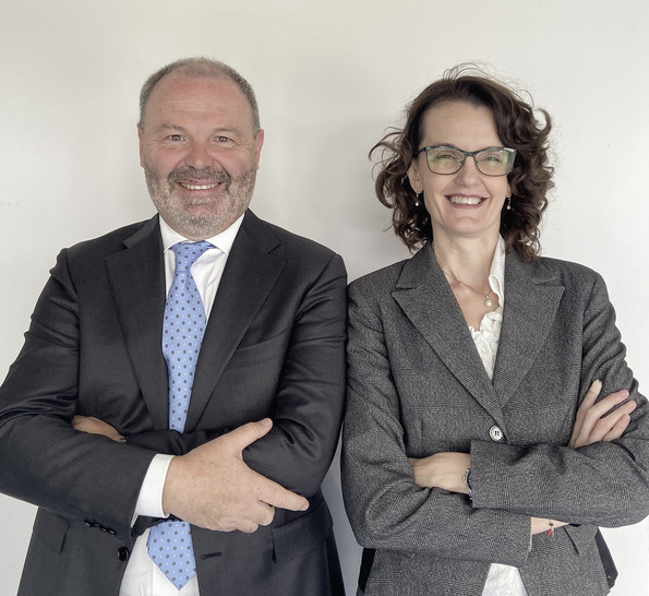 Dino Zandonella Necca, Präsident von Vitrum, und Messedirektorin Laura Biason zeigten sich mit den Ergebnissen der 2019er Messe sehr zufrieden. - © Foto: Matthias Rehberger / GLASWELT
