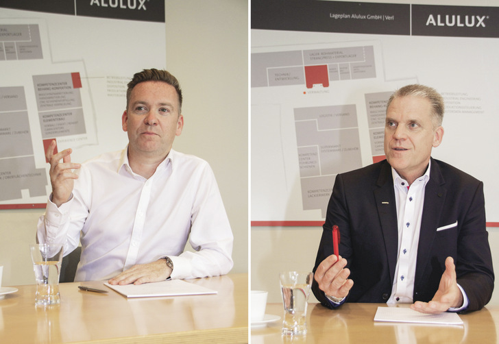 ﻿COO Colin Reoch und Vertriebsleiter Gregor Biermann sehen die R+T als sehr wichtige Branchenveranstaltung. - © Foto: Alulux
