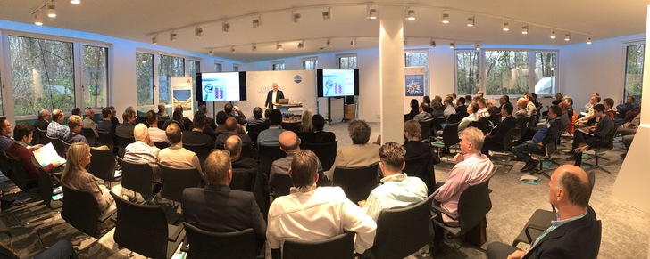 120 Teilnehmer aus fünf Ländern diskutierten bei dem Branchentreff im neuen Forschungs- und Innovationszentrum (FIZ).