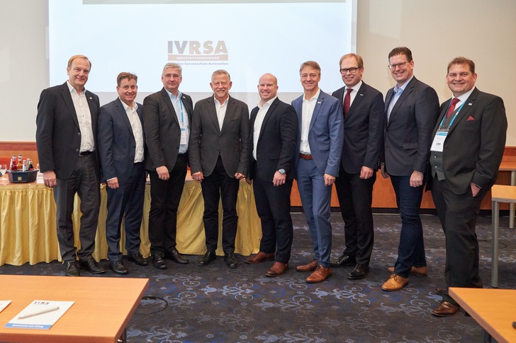 Der neue Vorstand ist durch Repräsentanten der Unternehmen Warema, Flexalum, Hella, MHZ, Heim&Haus, Rödelbronn und Somfy vertreten. - © ITRS
