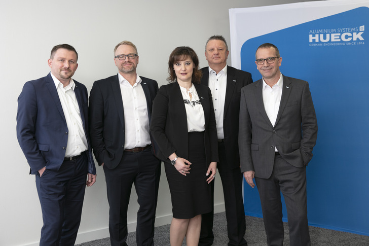 Der neu aufgestellte Hueck Vertrieb bestehend aus (v.l.) Rupert Blank, Torge Drews, Argyri Tsirekioti, Frank Sonnenberg und Bernd Durner.