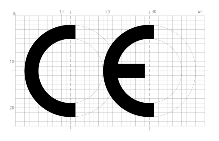 Der Schrifttyp CE ist von der EU genau vorgeschrieben und muss zwingend eingehalten werden. - © Foto: EU
