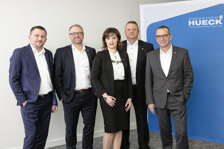 Der neu aufgestellte Hueck Vertrieb bestehend aus (v. l.) Rupert Blank, Torge Drews, Argyri Tsirekioti, Frank Sonnenberg und Bernd Durner