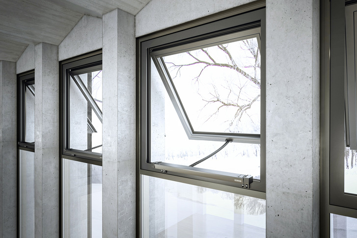 Große Fenster erhöhen in Büro- und Wohnimmobilien die Aufenthaltsqualität erheblich. - © Foto: Geze
