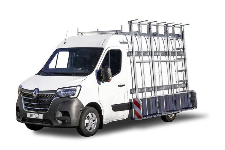 Interessierte erhalten auf der Messe in Nürnberg den neuen Renault Master inklusive Hegla Transportaufbau zum Sonderpreis.