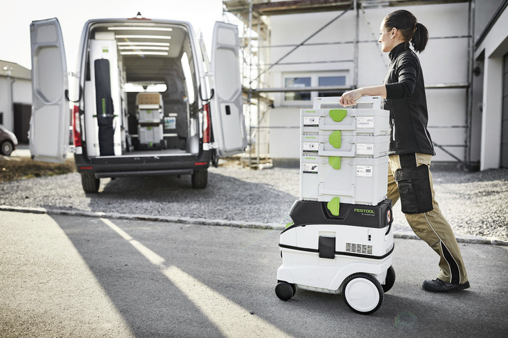 Der neue Systainer³ kann mit weiterem Festool Systemzubehör, wie beispielsweise dem neuen Systainer³ Rollbrett oder den Absaugmobilen, gekoppelt werden. - © Foto: Festool GmbH
