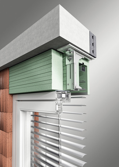 Die Stabilisierungskonsole Stabilum SK HSA trägt auf die Hebeschiebeanlage wirkende Wind- und Stoßlasten in das darüberliegende Mauerwerk ab.