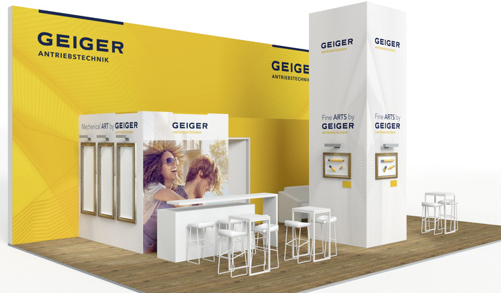 Motoren, mechanischen Antrieben und Systemkomponenten werden unter dem Motto „Modern Art by Geiger“ kunstvoll in Bilderrahmen inszeniert präsentiert.