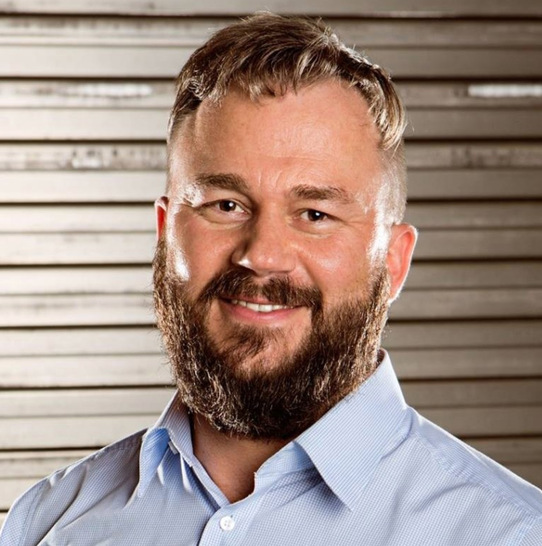 Rollladen- und Sonnenschutztechniker-Meister Andre Urban ist Inhaber eines Handwerksbetriebes in Köln und Obermeister der Kölner Innung Rollladen und Sonnenschutz.