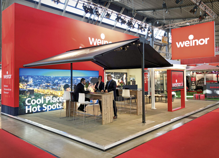 Messe-Highlight auf der Intergastra: Freistehende Doppel-Markise Duofix, die nach Saisonende wieder abgebaut werden kann.