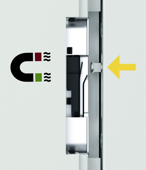 Im Atrium HS inviso M übernimmt ein Magnet eine wichtige Funktion und sorgt damit für mehr Ästhetik, Wohn- und Bedienkomfort. - © Foto: Hautau
 Im Atrium HS inviso M übernimmt ein Magnet eine wichtige Funktion und sorgt damit für mehr Ästhetik, Wohn- und Bedienkomfort.