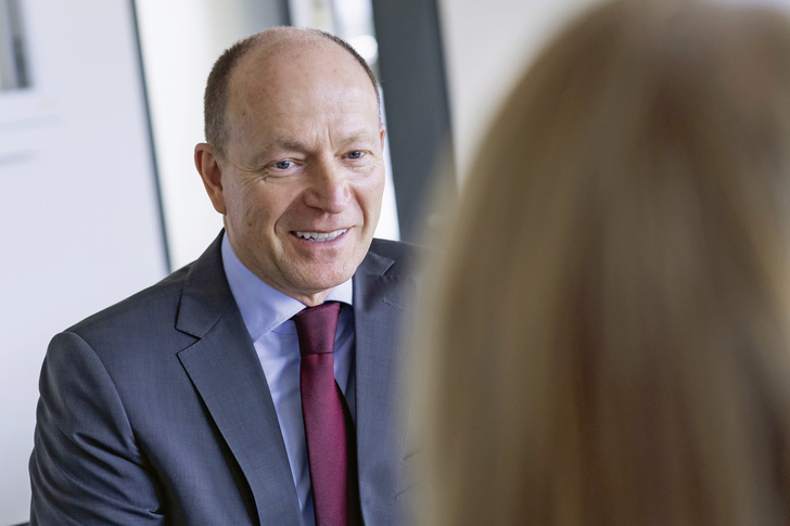 Frank R. Keller, Vorstandsvorsitzender elumatec AG