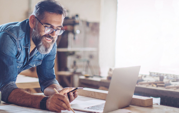 Fensterbauer und Schreiner können mit dem Bausatz einen großen Teil der Wertschöpfung in Ihrem Unternehmen belassen und ohne Kalkulationsrisiko eine Hebeschiebtüre produzieren.