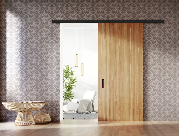 In der EKU Porta Black Edition setzen mattschwarze Laufschienen Akzente.