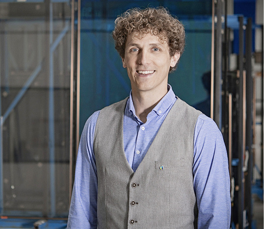 Referent des 60-minütigen Webinars ist Tobias John von EControl-Glas.