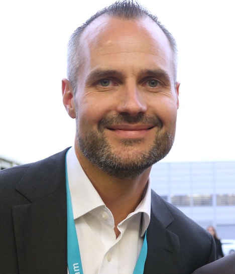 Tobias Wachtmann wird zum 1. Juni 2020 Head of Vertical Glass & Solar bei Siemens.