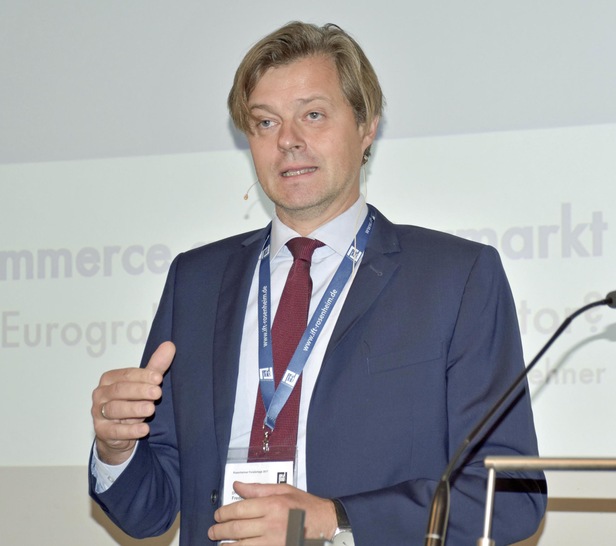 Dr. Frederik Lehner ist Gründer und Geschäftsführer der Interconnection Consulting. - © Foto: Daniel Mund / GLASWELT
