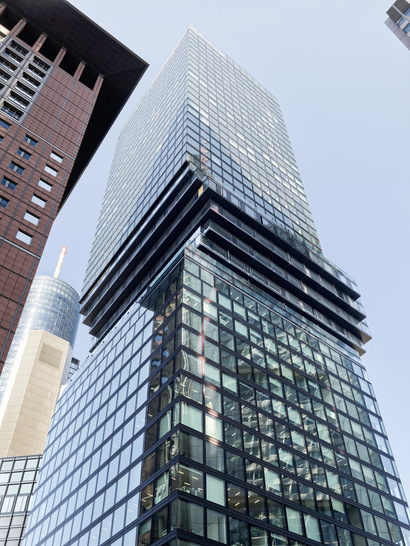 Die Fassade des Omniturm in Frankfurt wurde von der Dobler Metallbau GmbH entwickelt und gefertigt. 