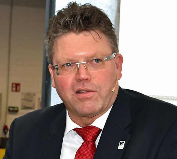Stefan Friederich ist Leiter der Geschäftseinheit Exterior Solutions. - © Daniel Mund / GLASWELT
