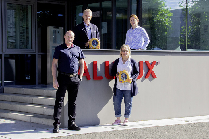 (v.l.) Sergej Stol, Verantwortlicher Arbeitssicherheit; Gregor Biermann, Gesamtvertriebsleiter; Prokurist Tanja Domscheidt, 2. Betriebsratsvorsitzende, Katrin Meier, HR Managerin - © Foto: Alulux
