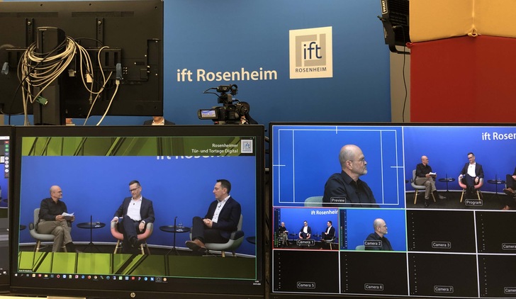 Professionelle Technik im neuen ift-Studio ist die Basis für gute Empfangsqualität und einen zuverlässigen Ablauf.