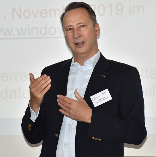 Der Vorsitzende des VFF Ausschusses Statistik und Markt, Holger Lipp von der Weru GmbH. - © Daniel Mund / GLASWELT
