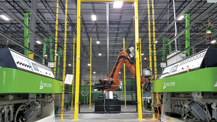 Im﻿ Rahmen seines Cyberal-Projekts hat Lattuada eine Reihe von Lösungen entwickelt, um Arbeitsschritte zu automatisieren, wobei auch vielfach Roboter eingesetzt werden.