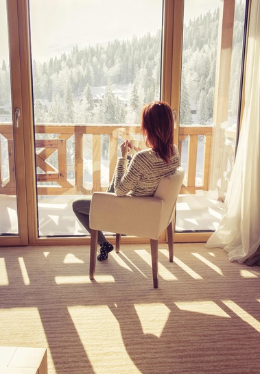 Fenster sind in der Regel noch immer die thermisch schwächsten Elemente im Gebäude und spielen für Komfort und Behaglichkeit der Bewohner eine wichtige Rolle.