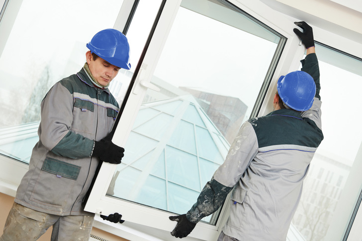 Auch Nachrüstlüftungsflügel, die direkt in das vorhandene Festfeld eingesetzt werden können, kann Foppe für nahezu jede Einbausituation montagefertig liefern.