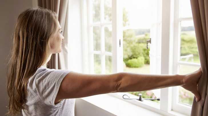 Erste 100 % UV-härtende Holzbeschichtungen von Sikkens Wood Coatings eröffnen Fensterherstellern neue Möglichkeiten