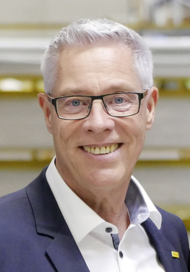 ﻿Dieter Ammon bekleidet seit 37 Jahren die Funktion des Geschäftsführers bei Ammon Beschläge-Handels GmbH.