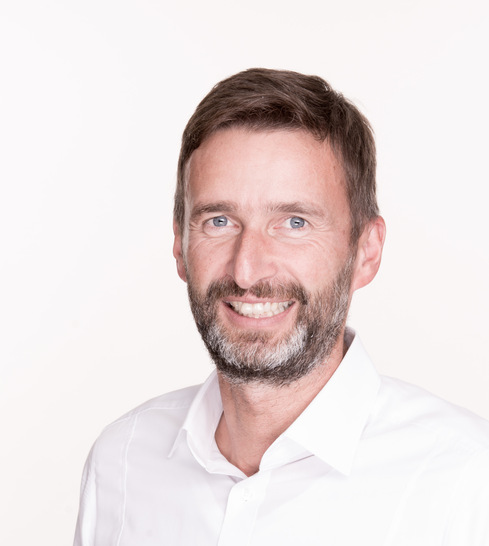 Daniel Gründler ist seit Januar 2021 Geschäftsführer Innovation & Produktentwicklung bei Maco.