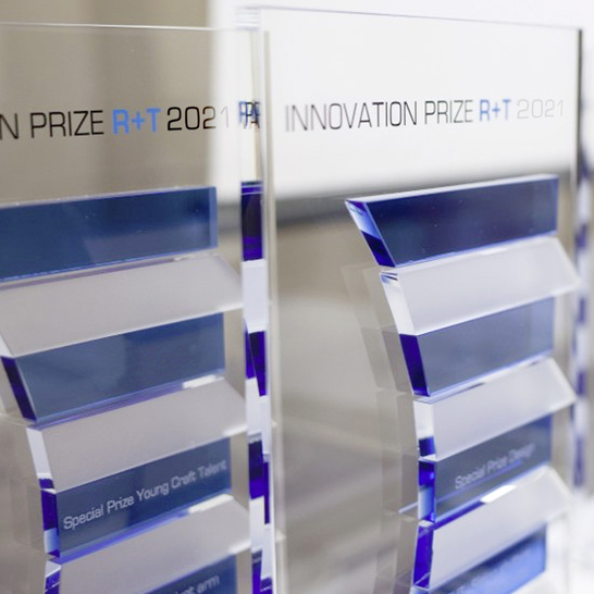 Das ist die begehrte Trophäe des Innovationspreises, die im Rahmen einer hybriden Veranstaltung am Abend des 22. ­Februar 2021 im ICS online verliehen wird,