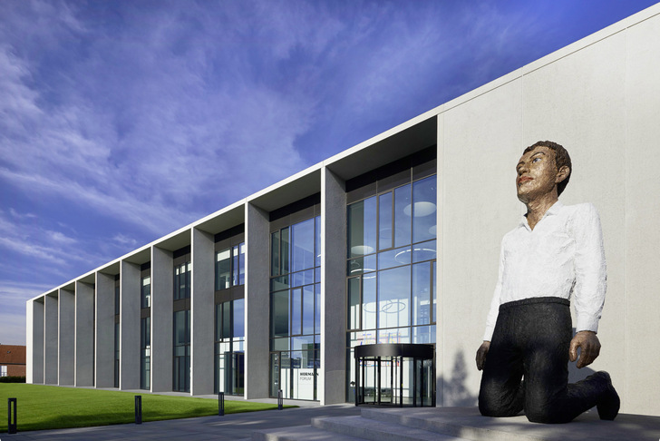 Hörmann präsentiert im Rahmen seiner Innovationstage, die an mehreren deutschen Standorten durchgeführt werden, alle Produktinnovationen. Hauptveranstaltungsort wird das Hörmann Forum, Ausstellungs- und Schulungszentrum am Hauptsitz in Steinhagen, sein.