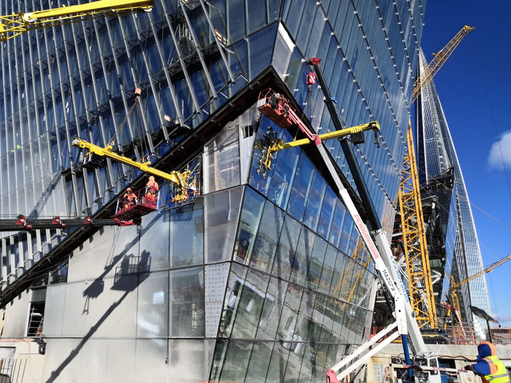 Heavydrive-Einsatz am Lakhta Center in St. Petersburg