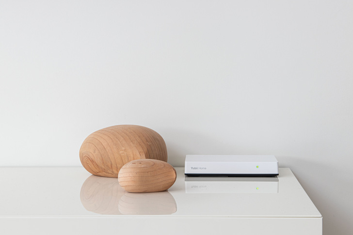 Yubii Home ist das erste Gateway, das Nice-, FIBARO und elero-Technologien verbindet und zusätzlich für die Integration von Geräten anderer Hersteller offen ist.