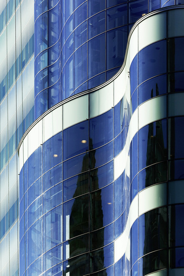 Viele internationale Architektur-Projekte konnten nur Super Spacer umsetzt werden.