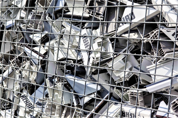 Das Windor Werk in Bleicherode führt die Produktionsabfälle aus der Kunststofffensterfertigung in den Recycling-Kreislauf zurück.
