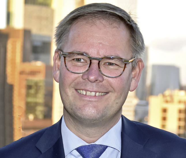 Frank Lange ist seit 201﻿9 Geschäftsführer des ­Verbandes Fenster + Türen (VFF). - © Foto: Daniel Mund / GLASWELT
