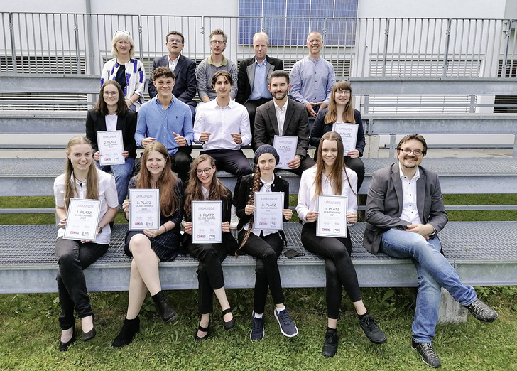 Die Diplom-Abschlussklasse 2021 der HTL Kramsach (A) - © Foto: DI Bettina Pfluger
