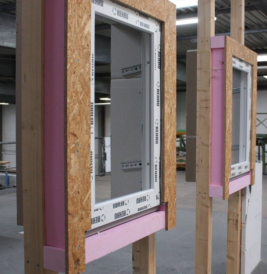 Der Schlüssel für eine perfekte Fenstermontage ist das Ebenenmodell. Damit werden die Funktionsschichten am Fenster in 3 Ebenen aufgeteilt.